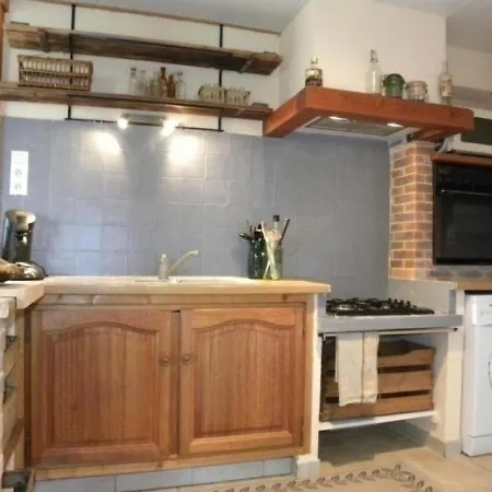 Vakantiehuis Saint-michel, 2 Pieces, 3 Personnes - Fr-1-483-232 *